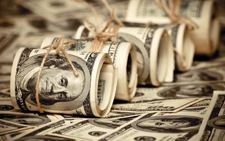Bir Balina Ethereum (ETH) Satıp Bu 4 Altcoin’i Aldı, Milyonlarca Dolar Kar Etti!